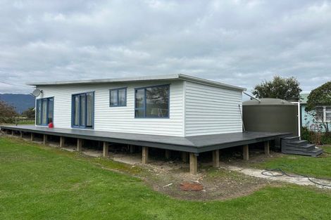 Photo of property in 47 Wharf Road, Karamea, 7893
