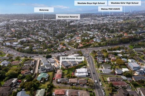Photo of property in 5/9 Manuka Road, Bayview, Auckland, 0629