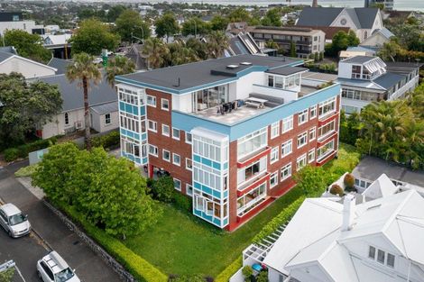 Photo of property in 1/6 Seymour Street, Saint Marys Bay, Auckland, 1011