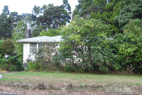 Photo of property in 10 Waima Crescent, Titirangi, Auckland, 0604