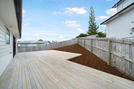 Photo of property in 55 Platinum Rise, Ranui, Auckland, 0612