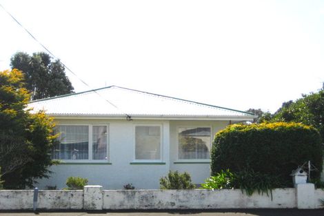 Photo of property in 28 Wallace Place, Westown, New Plymouth, 4310