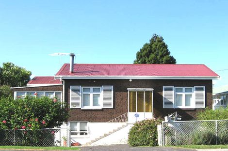 Photo of property in 4 Willerton Avenue, New Lynn, Auckland, 0600