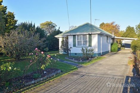 Photo of property in 12 Dixon Street, Carterton, 5713