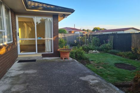 Photo of property in 2/126 Springs Road, Hornby, Christchurch, 8042