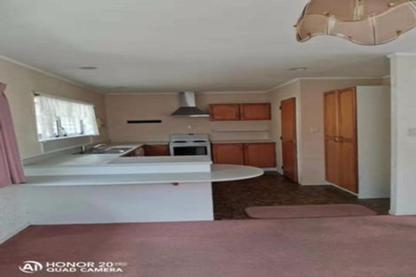 Photo of property in 2/30 Centorian Drive, Windsor Park, Auckland, 0632