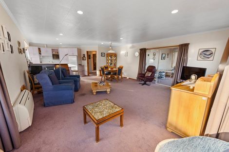 Photo of property in 24 Aotea Crescent, Gore, 9710