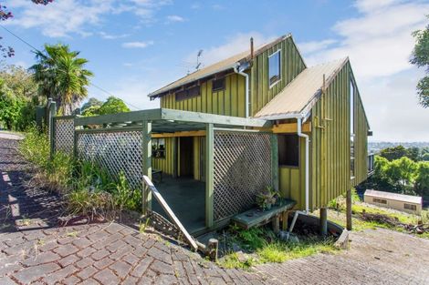 Photo of property in 313 Don Buck Road, Massey, Auckland, 0614
