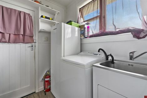 Photo of property in 42 Puriri Crescent, Hillcrest, Rotorua, 3015