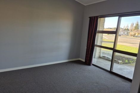 Photo of property in 1-12/71 Main Street, Mataura, 9712