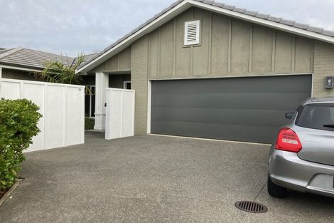 Photo of property in 31 Cassinia Close, Papamoa Beach, Papamoa, 3118
