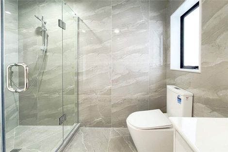 Photo of property in 15f Parkinson Avenue, Wesley, Auckland, 1041