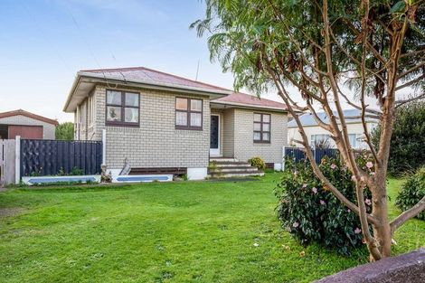 Photo of property in 18 Puriri Street, Hawera, 4610