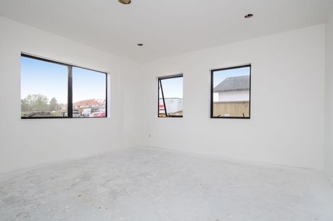 Photo of property in 25 Jelas Drive, Riverhead, 0820