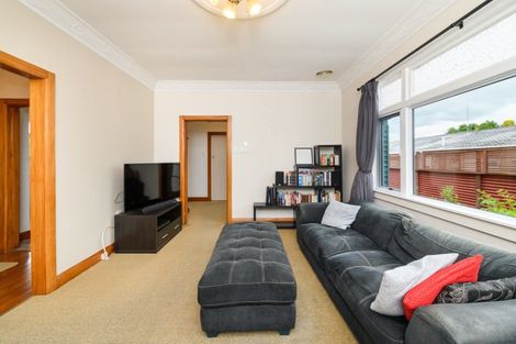 Photo of property in 33 Knowles Street, Terrace End, Palmerston North, 4410