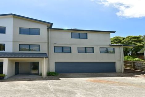 Photo of property in 16 Carento Way, Stanmore Bay, Whangaparaoa, 0932