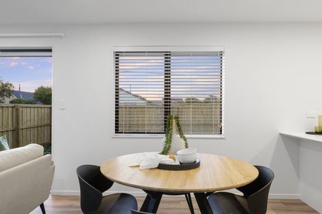 Photo of property in 464a Bower Avenue, Parklands, Christchurch, 8083