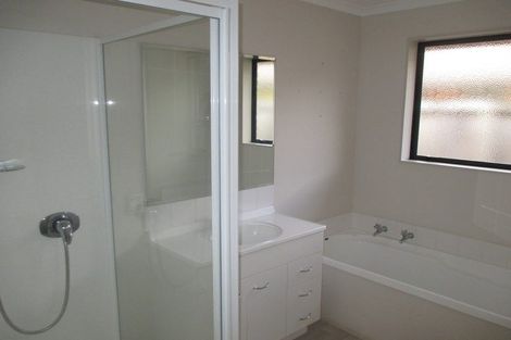 Photo of property in 41 Coleraine Drive, Rototuna, Hamilton, 3210