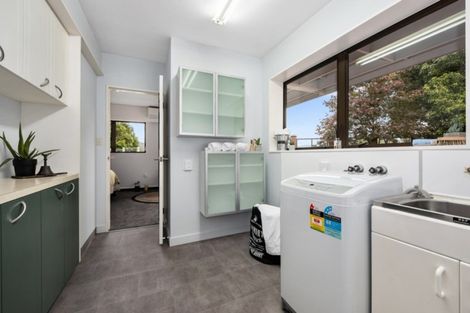 Photo of property in 7 King Charles Drive, Kingsley Heights, Upper Hutt, 5018