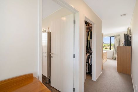 Photo of property in 24 Whitcombe Place, Darfield, 7571