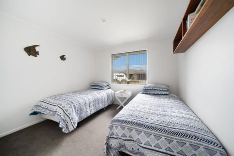 Photo of property in 2 Roto View, One Tree Point, 0118