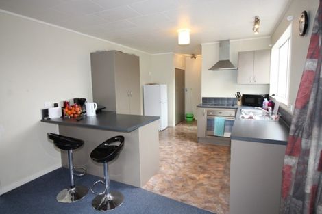 Photo of property in 48 Queen Street, Dannevirke, 4930