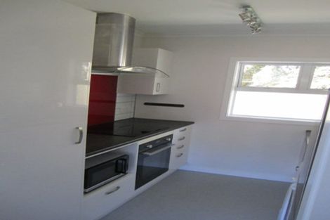 Photo of property in 2/10 Thurleigh Grove, Karori, Wellington, 6012