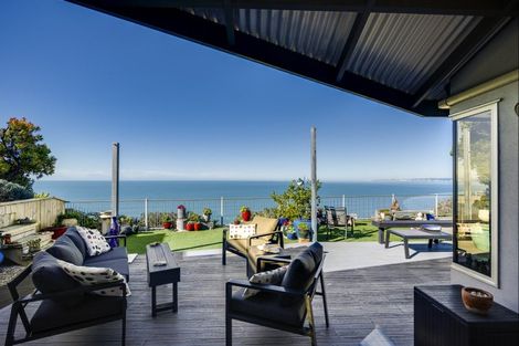 Photo of property in 130a Priestley Terrace, Bluff Hill, Napier, 4110