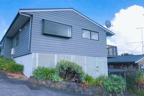 Photo of property in 6/76 Target Road, Totara Vale, Auckland, 0629