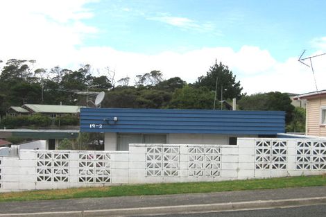 Photo of property in 3/19 Cresta Avenue, Beach Haven, Auckland, 0626