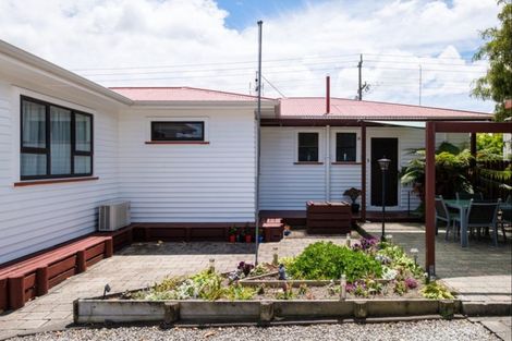 Photo of property in 113 De Lautour Road, Inner Kaiti, Gisborne, 4010