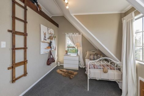 Photo of property in 18 Regal Street, Levin, 5510