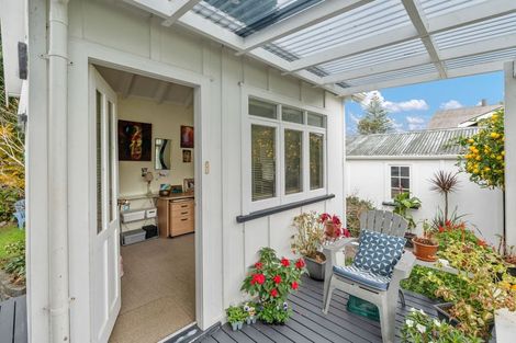 Photo of property in 2 Kent Road, Regent, Whangarei, 0112