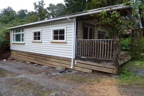 Photo of property in 1286 Lake Kaniere Road, Lake Kaniere, Kokatahi, 7881