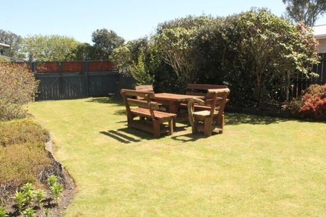 Photo of property in 2 Martin Place, Carters Beach, Westport, 7825