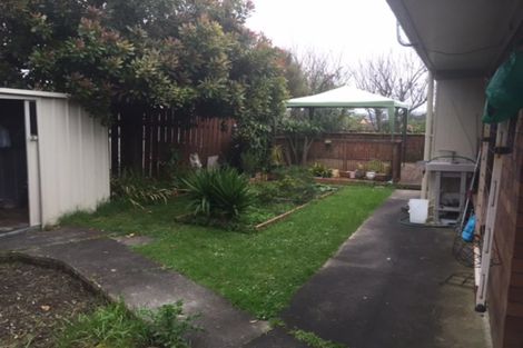 Photo of property in 13 Ciprian Place, Henderson, Auckland, 0612