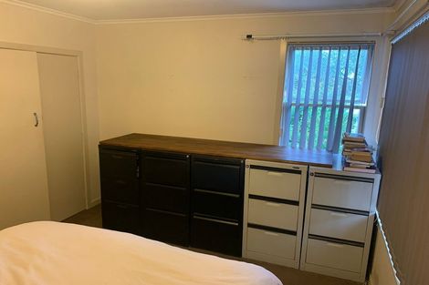 Photo of property in 3a Deuxberry Avenue, Northcote, Auckland, 0627