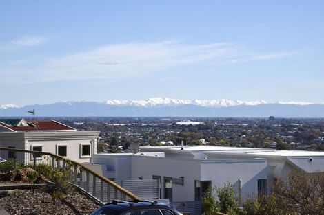 Photo of property in 12 Overdale Drive, Cashmere, Christchurch, 8022