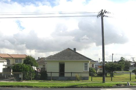 Photo of property in 34 Denbigh Avenue, Mount Roskill, Auckland, 1041