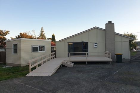 Photo of property in 26 Bowater Place, Manurewa, Auckland, 2102