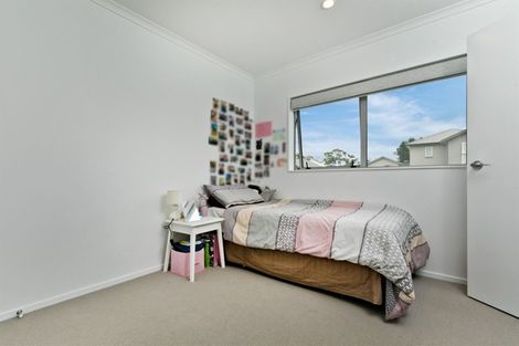 Photo of property in 2 Vincent Mcgrath Crescent, Swanson, Auckland, 0614