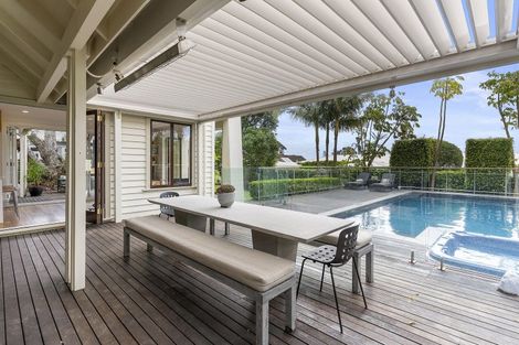 Photo of property in 34 Edgars Road, Westmere, Auckland, 1022