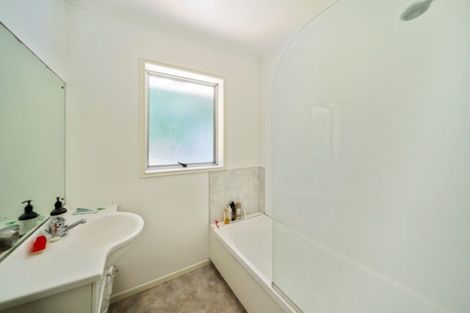 Photo of property in 60 David Street, Westown, New Plymouth, 4310