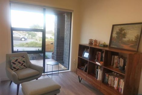 Photo of property in 9 Tikati Rise, Long Bay, Auckland, 0630