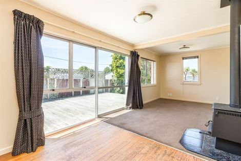 Photo of property in 15 Glenfield Crescent, Mairehau, Christchurch, 8052