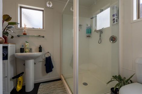 Photo of property in 15 Boswell Street, Kawakawa, 0210