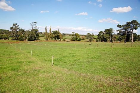Photo of property in 197 Charles Road, Karaka, Papakura, 2580