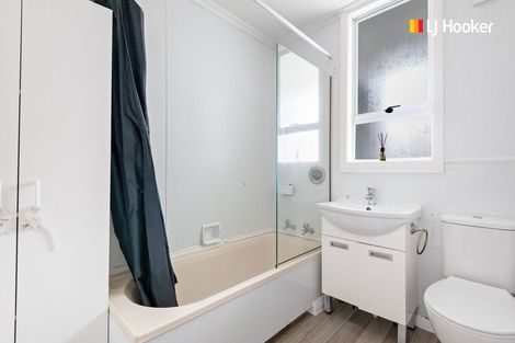 Photo of property in 19 Picardy Street, Maryhill, Dunedin, 9011