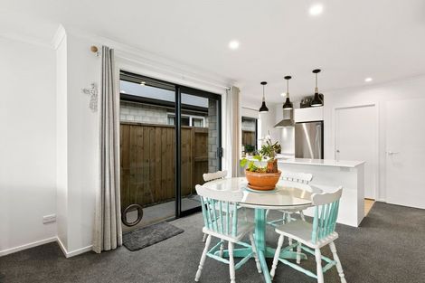 Photo of property in 28 Foley Grove, Pyes Pa, Tauranga, 3110