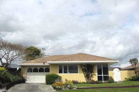 Photo of property in 9a Stead Crescent, Stoke, Nelson, 7011